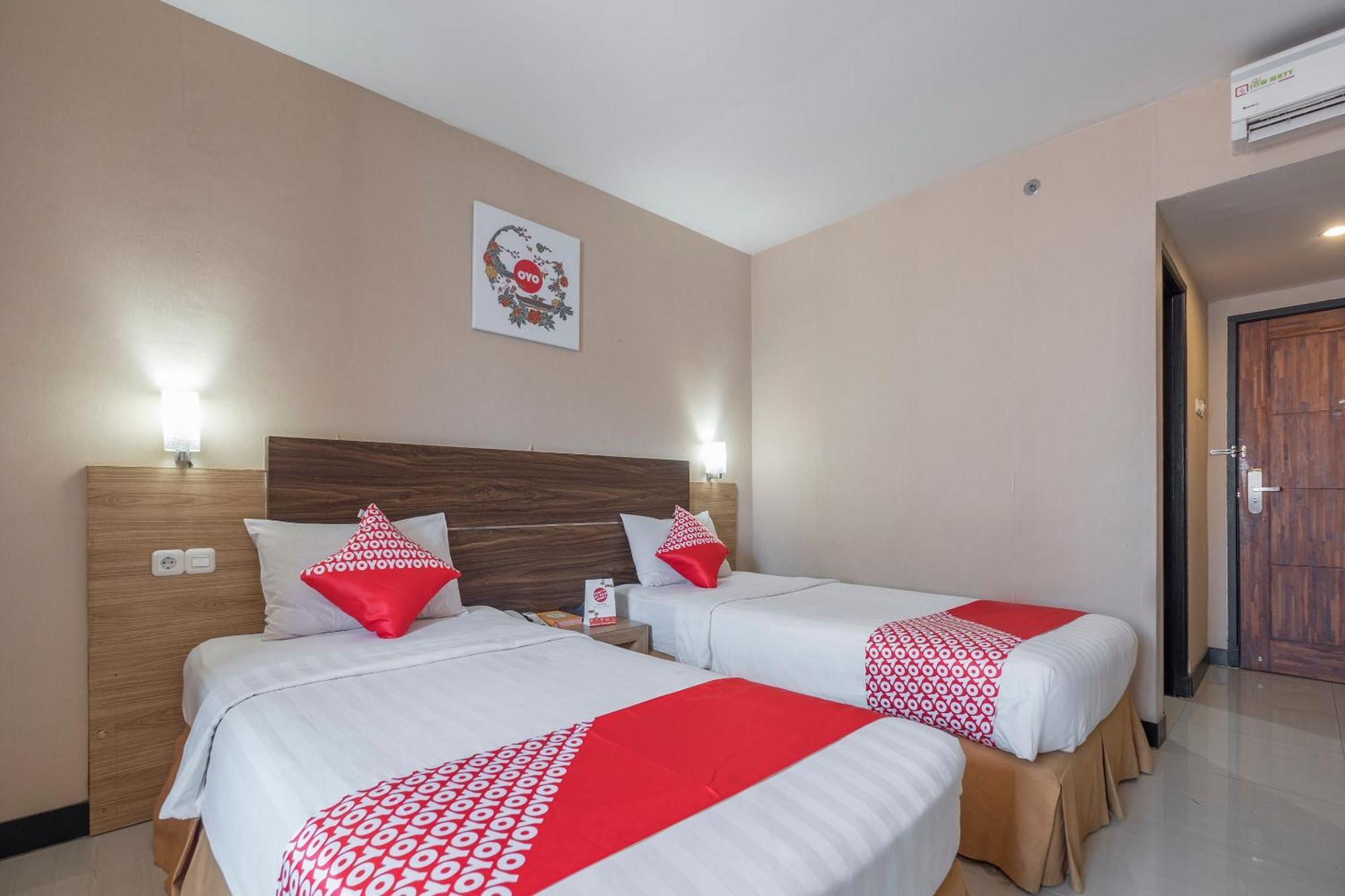 Oyo 1081 Allson City Hotel Makassar Kültér fotó